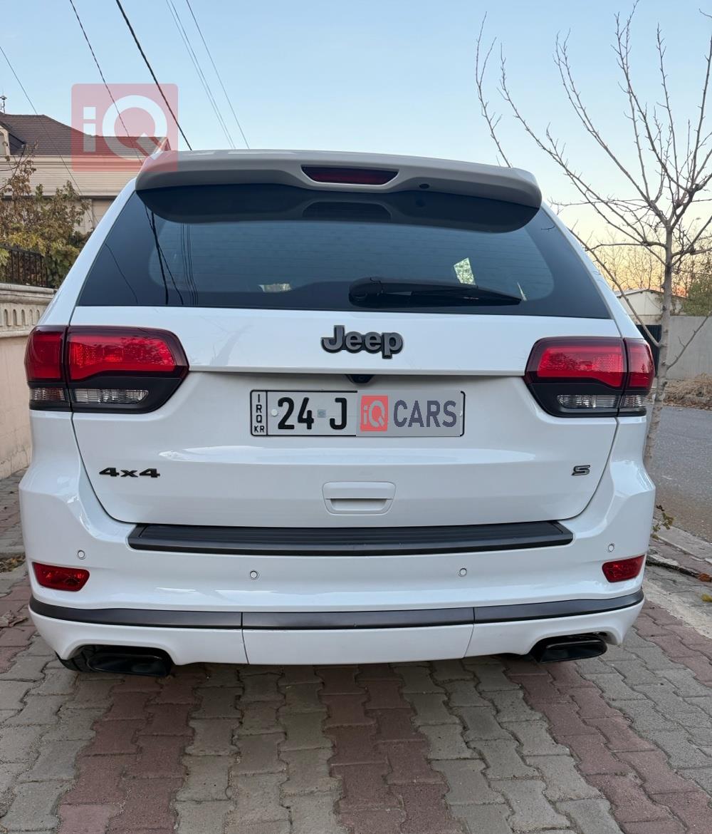 جيب جراند شيروكي